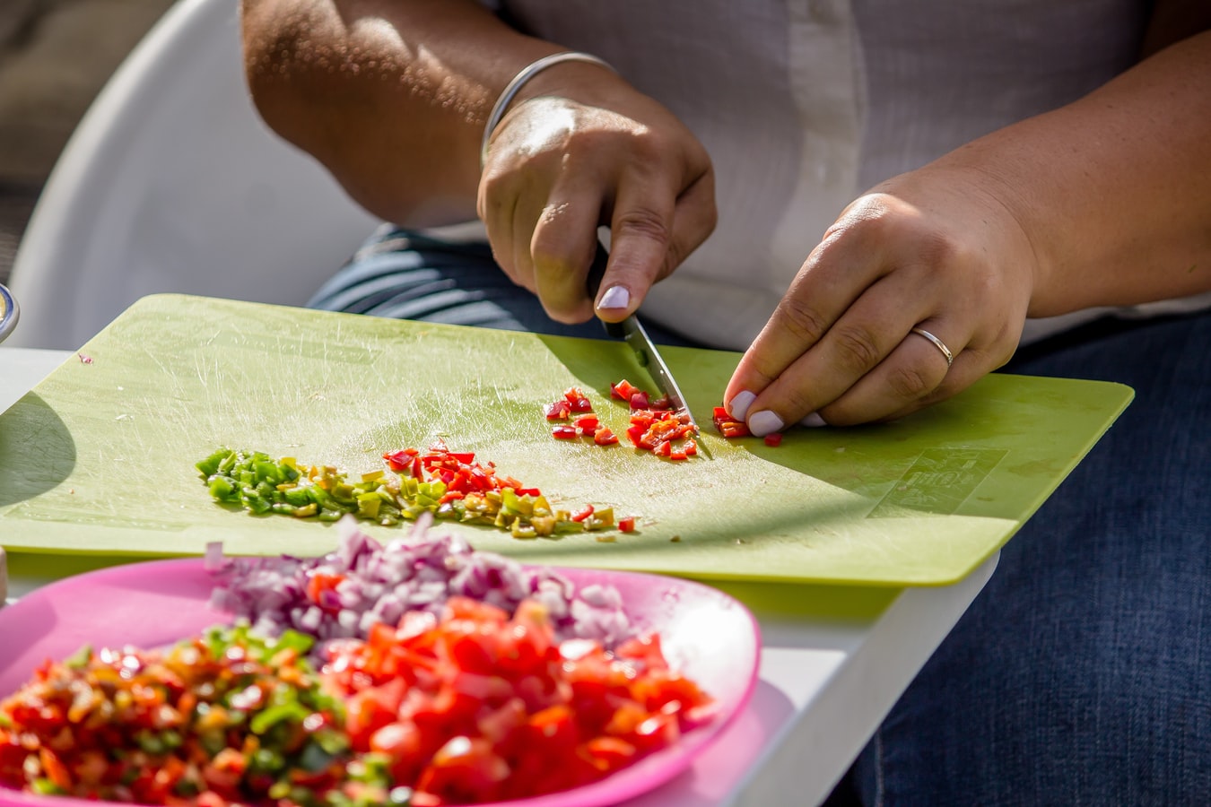 Veg Tiffin And Non Veg Tiffin Service Near Me Tiffin Treats